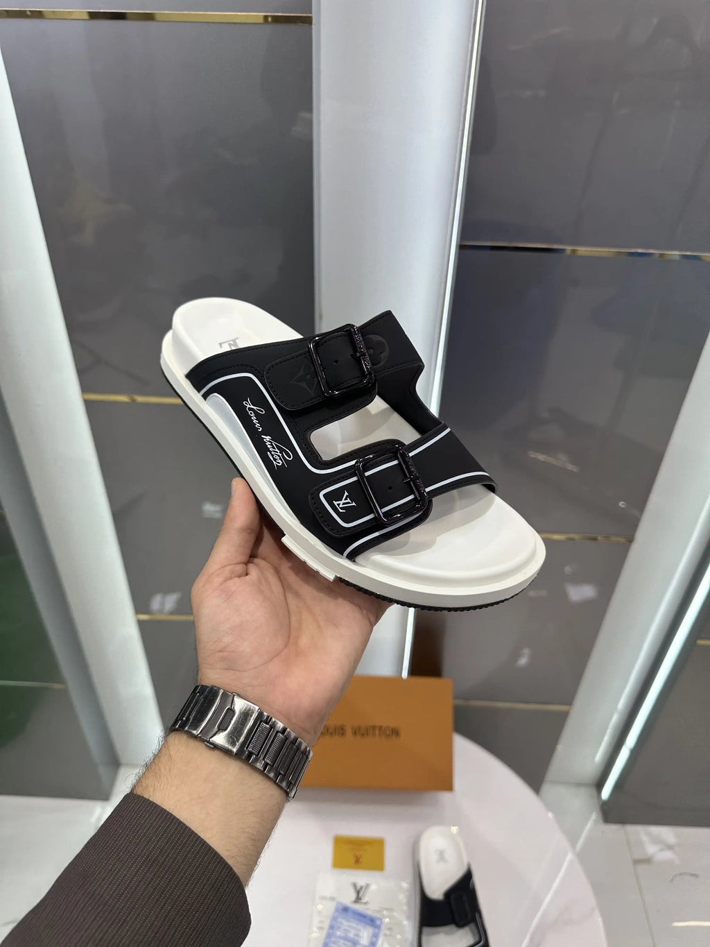 Louis_Vuitton_Black White Double Lock Premium Slide