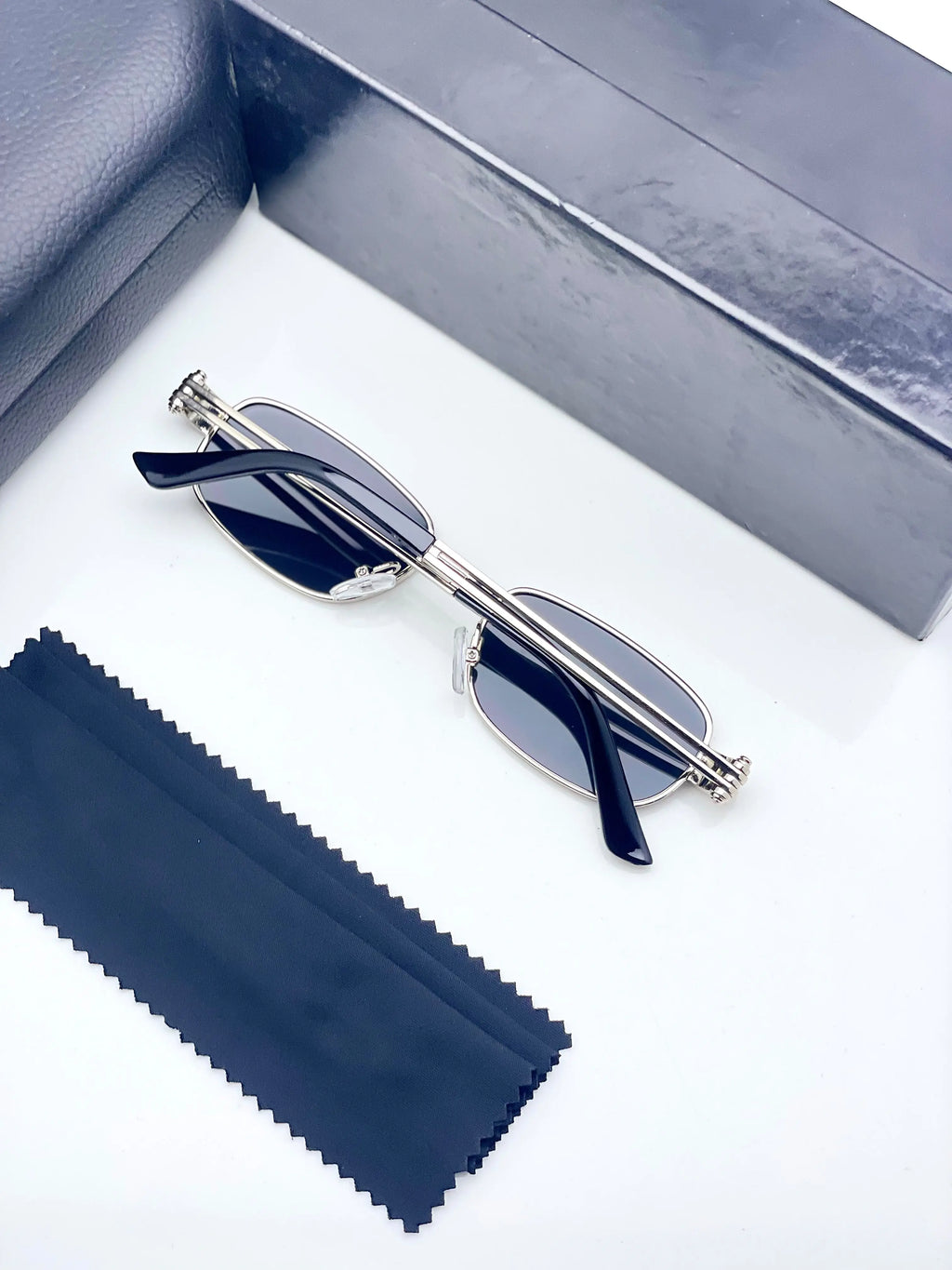 Bottega 3223 Silver Black